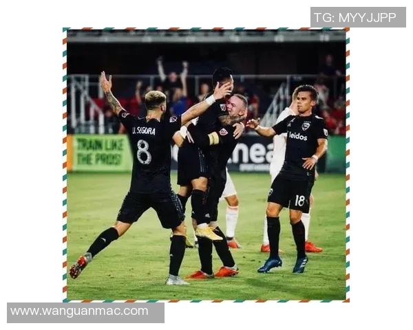 休斯顿队与明尼苏达队员的精彩对决分析与战术探讨 休斯顿队与明尼苏达队员的精彩对决分析与战术探讨